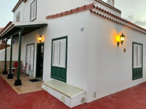 Abades Beach houses by Apartamentos Estrella del Norte